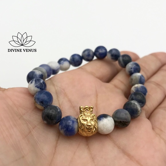 Lion Sodalite Stretch Bracelet - Picture 4 of 8